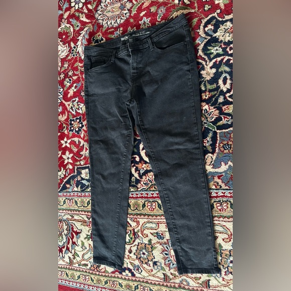 Skinny jeans! - Picture 5 of 6